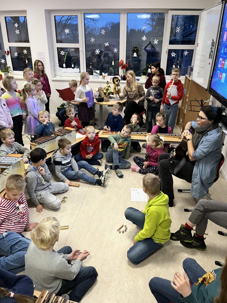 Adventsfeier an der Grundschule Wachtum